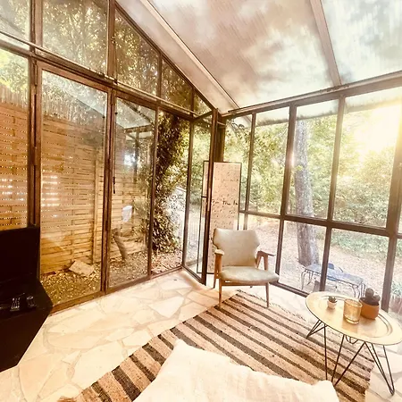 La Maisonnette Du Parc - Piscine - Tennis Apartment Nimes